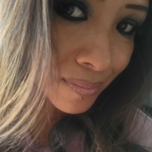 ❤️Meet your Posher, Daniella